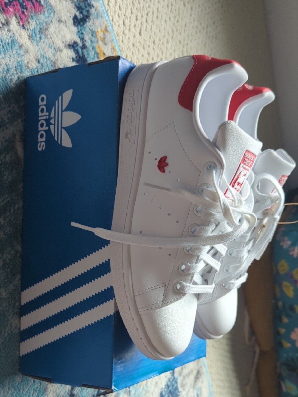 adidas Women's White Sneakers with Red Tongue Badge - Picture 2 of 5